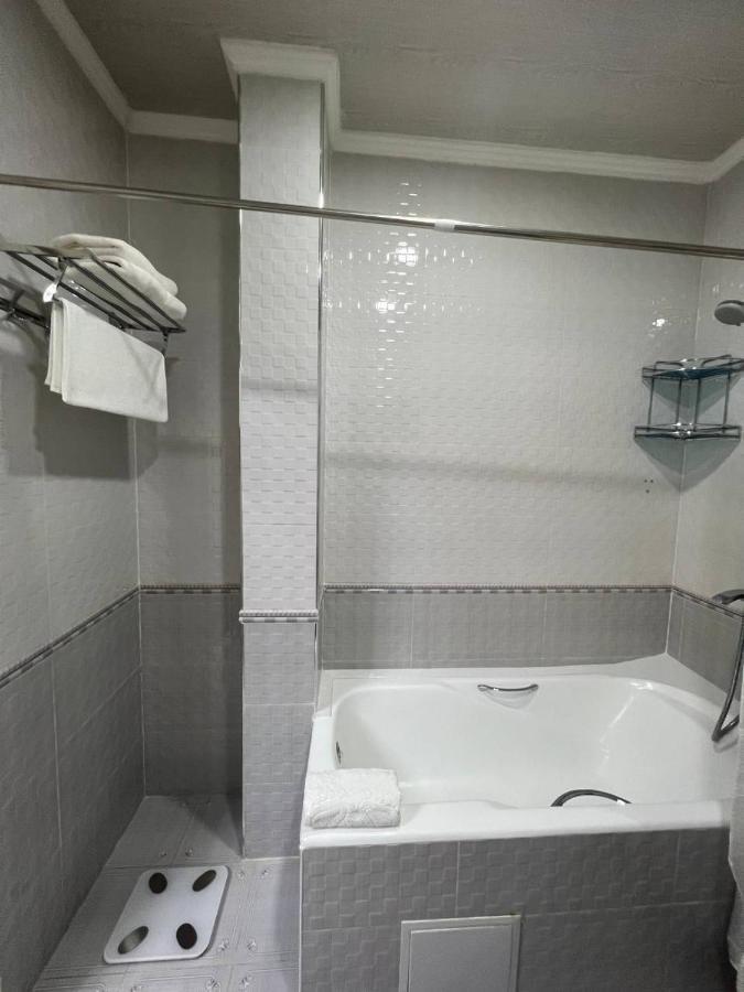 Hotel Afrosiyob Карші Екстер'єр фото