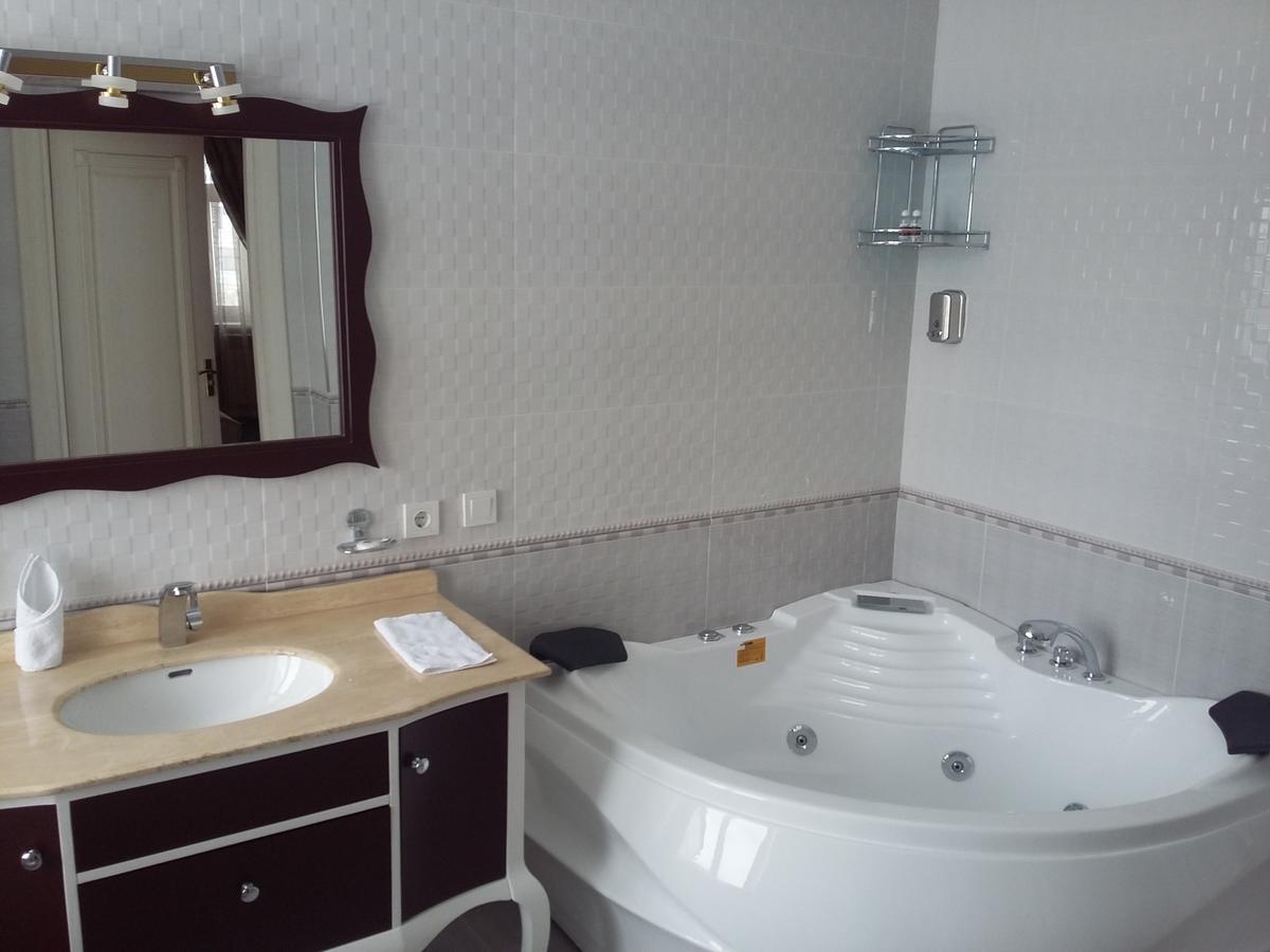 Hotel Afrosiyob Карші Екстер'єр фото