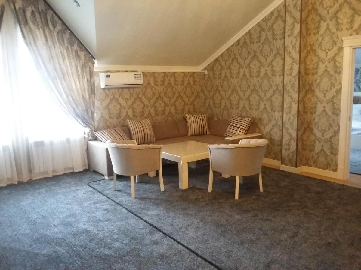 Hotel Afrosiyob Карші Екстер'єр фото