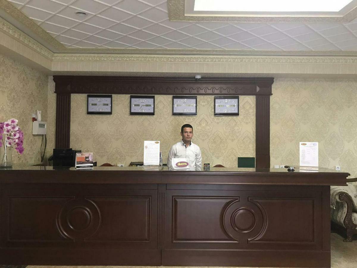 Hotel Afrosiyob Карші Екстер'єр фото